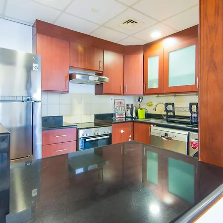 Huge 1Br Apartment In Jbr دبي المظهر الخارجي الصورة