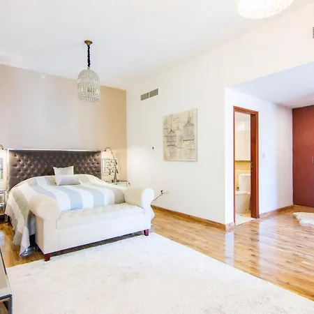 Huge 1Br Apartment In Jbr دبي المظهر الخارجي الصورة