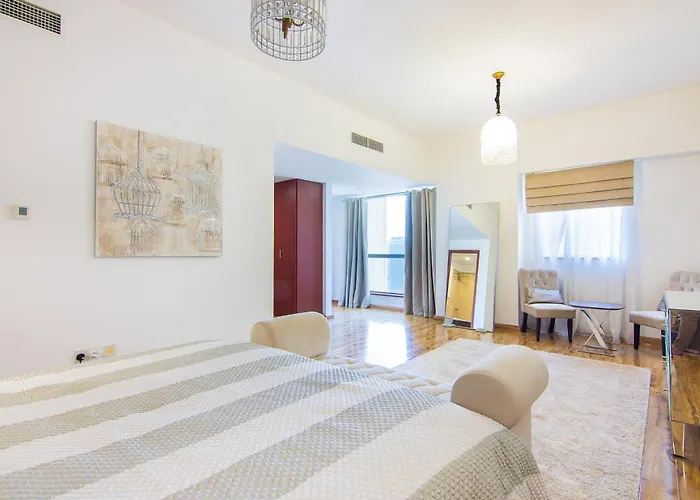 Huge 1Br Apartment In Jbr