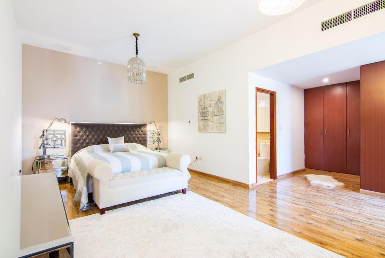 Huge 1br In Jbr شقة